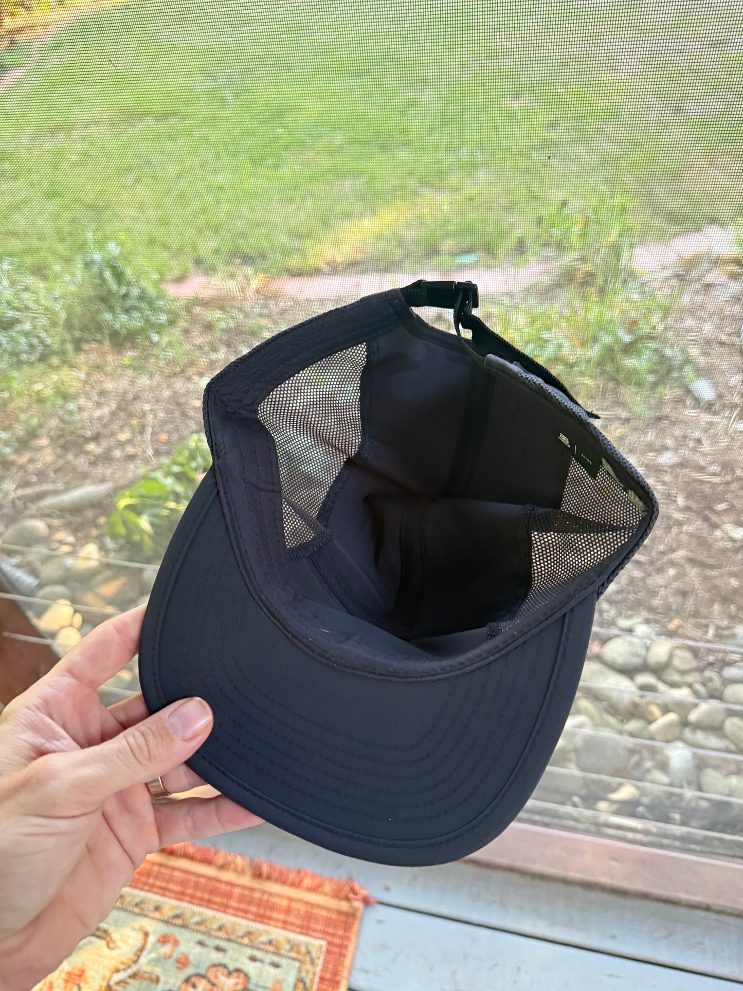 The Running Hat (navy)